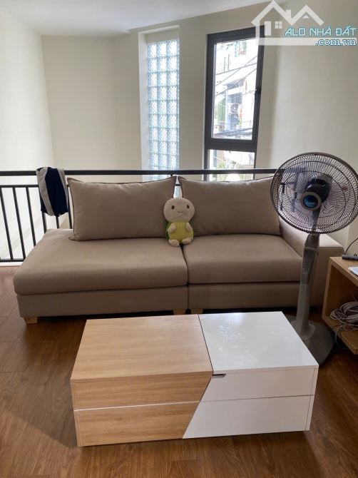 Góc 2MT hẻm 8m cách MT 20m. DT: 4x10 - Nhà đẹp 5 Tầng. Hướng Tây và Nam. Giá: 6.5 Tỷ TL - 1