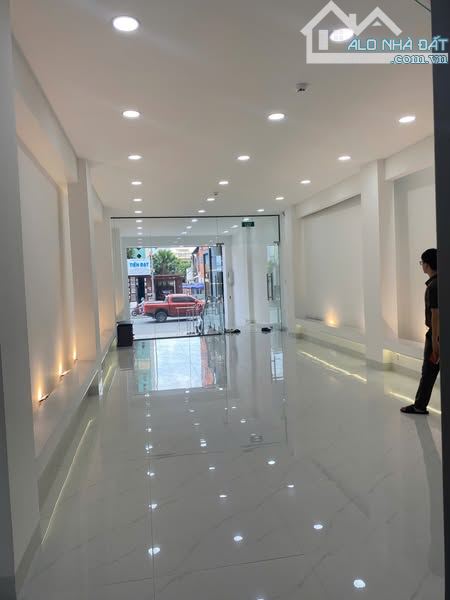 Cho thuê SPA+ NHA KHOA MT 307 BẠCH ĐẰNG, BT. Dt: 4,5X28m, Kc: HẦM 6 TẦNG (TM+PCCC) - 1