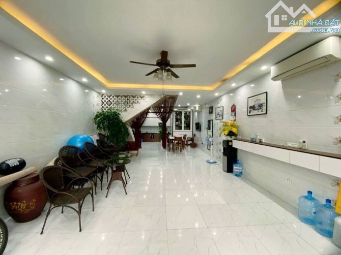 Bán nhà KĐT Đại Kim, Nguyễn Cảnh Dị - 75m2 * 4 tầng - 20tỷ - phân lô ô tô tránh & vỉa hè - 1