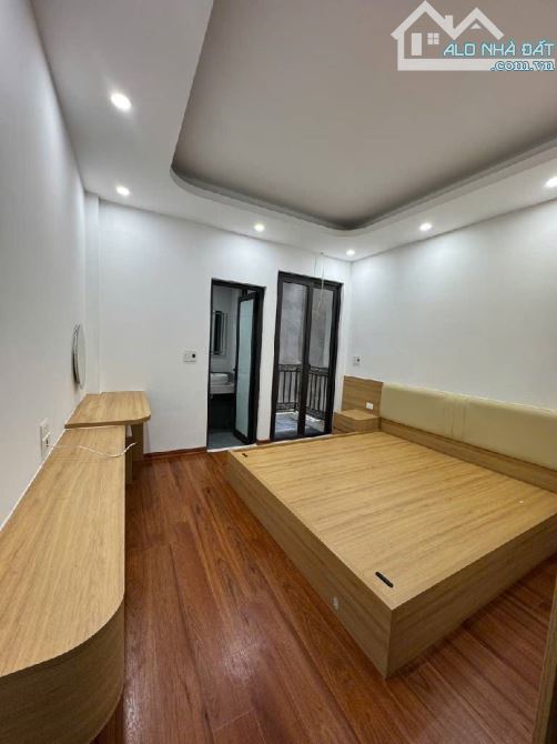 🔥Vũ Ngọc Phan, Nhà Xây Mới, 30m Ra Ôtô, DT 33m2, 5 Tầng Thang Máy, Giá 8.3 Tỷ - 1