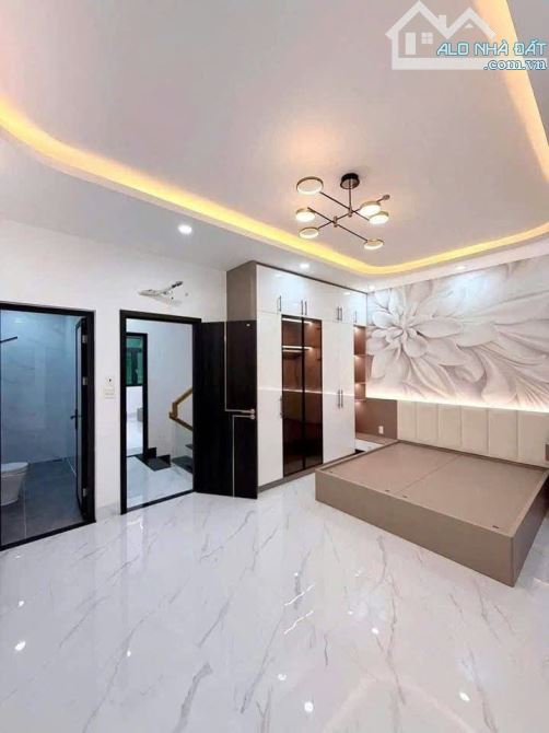 Thanh lý gấp ngôi nhà Phong cách Âu 65m² đường Bờ Tuyến - Quận Bình Tân 1T3L 6T9,SHR - 1