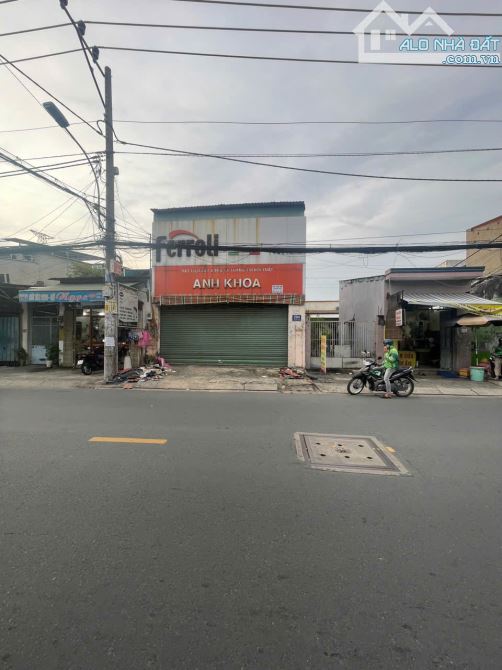 CHO THUÊ NHÀ THOẠI NGỌC HẨU , 6,6M X 23M , NHÀ CẤP 4 CÓ GÁC LỬNG - 1