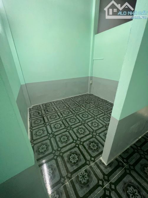 Bán nhà c4 Phan Huy Ích - 60m2 - 4.29 tỷ - Vuông a4 - Giá cực rẻ - 1