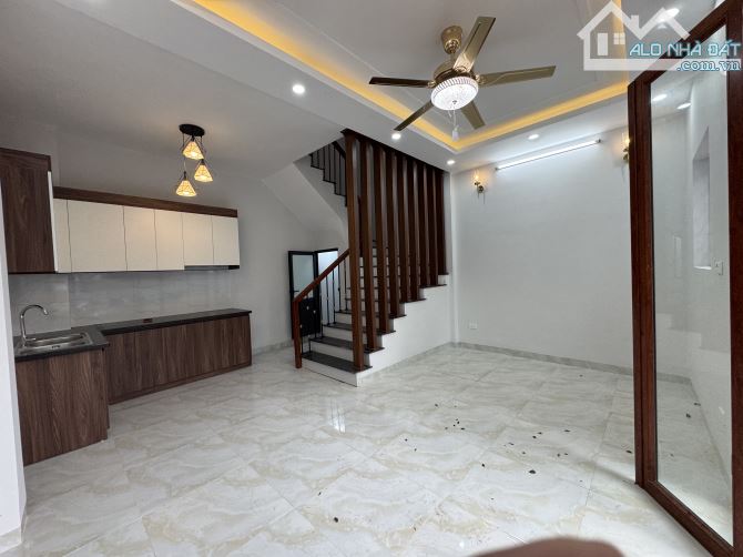 Siêu Phẩm An Thắng Hà Đông,hơn 3 tỷ,Nhà đẹp hiện đại lung linh,ô tô đỗ cửa,ở ngay,30mx5T - 1