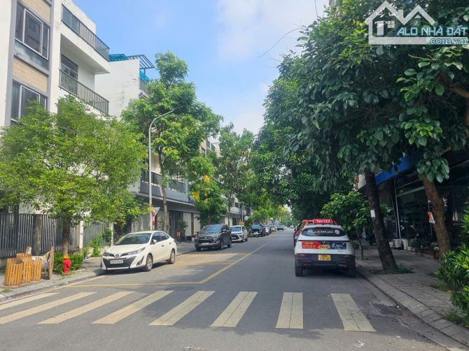 Bán nhà 3.5 tầng hud b đường bình than dt 110m2 + mt 5.5m + hướng đn giá 19.5 tỷ - 1