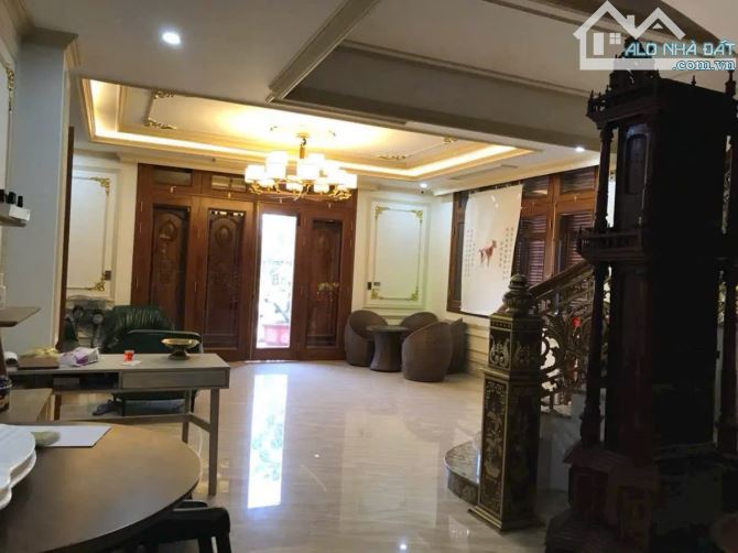 Cần bán biệt thự 4 tầng Lê Văn Lương, Phường Sơn Trà Đà Nẵng-300m2-36 tỷ tl. - 1
