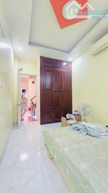 QUẬN 5 - 2 MẶT HẺM - CÁCH MẶT TIỀN 15M - 5 TẦNG 5PN - TẶNG FULL NỘI THẤT - GIÁ CHỈ 9 TỶ TL - 1
