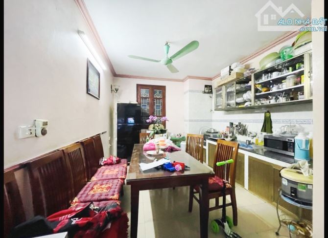 TRUNG KÍNH LỚN, CẦU GIẤY - 64M2 - 4 TẦNG - 16.2 TỶ - Ô TÔ - CÁCH PHỐ 30M - Ô CHỜ THANG MÁY - 1