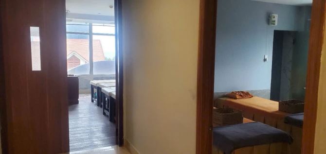 Bán Khách Sạn MT Hồ Nghinh.120m2 .6 tầng.18 phòng.Giá:37.5 tỷ Tl - 1