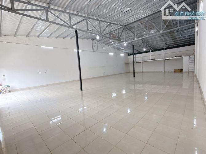 Cho Thuê mặt bằng Kho Lát gạch men 264m2 - Gần Phan Bội Châu - 1