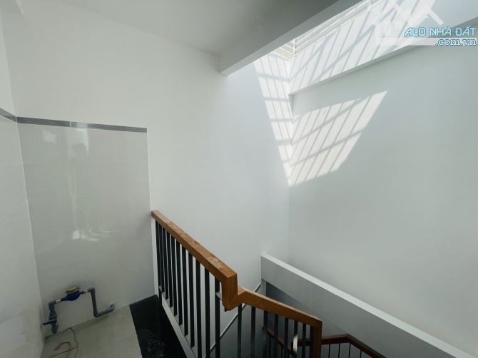 Bán nhà trước TẾt cách mạng tháng 8 Quận 3,68m2 nngang 8m5,CHDV nhỉnh 6 Tỷ TL - 1
