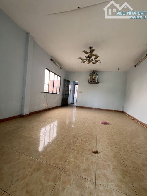 Bán nhà mặt tiền Q10 - 138m2 - 4 tầng - kinh doanh - doanh thu 150tr/tháng - 1
