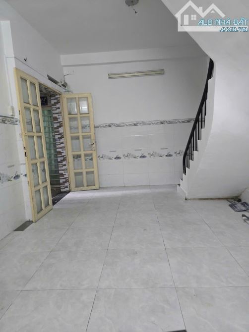 Bán nhà Bùi Thế Mỹ – P.10 – Quận Tân Bình, vị trí trung tâm, hẻm thông thoáng. 3.9tỷ - 1