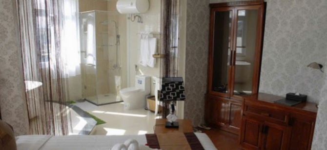 KHÁCH SẠN 3 MẶT TIỀN ĐƯỜNG NGUYỄN CHÍ THANH - - 1