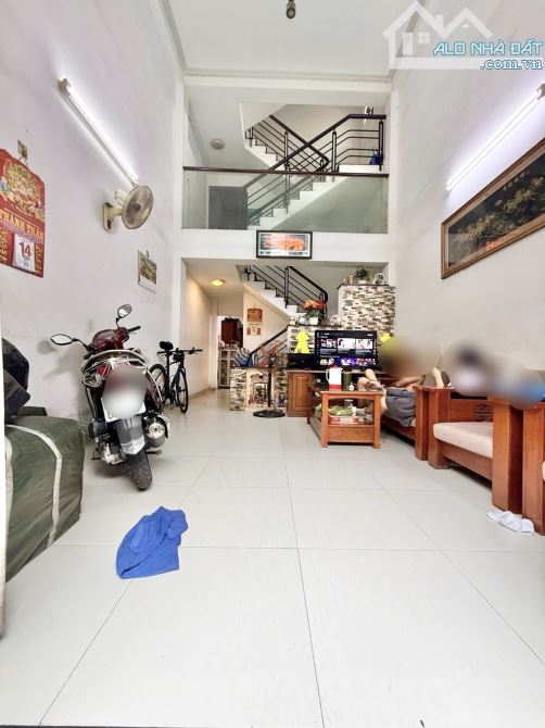 MẶT TIỀN TÂN PHÚ - 61M²- 5 TẦNG-GẦN ĐH CÔNG THƯƠNG - CHỈ NHỈNH 7 TỶ - 1