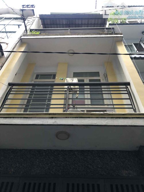 BÁN NHÀ NGUYỄN THIỆN THUẬT - P2 - XE HƠI ĐẾN CỬA - HÀNG HIẾM Q3 - 3.2X6.8M- 4 TẦNG - - 1