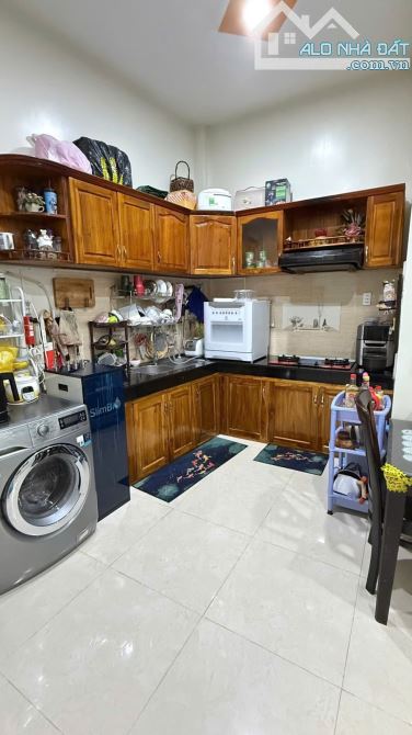 Nhà góc 2 mặt tiền – Đường 9m thông tứ tung – Chỉ hơn 6 tỷ có ngay siêu vị trí! - 1