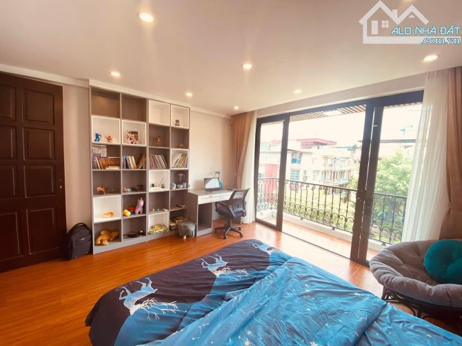 Bán nhà Hoàng Quốc Việt, Phân Lô, Ôtô Ngủ Trong Nhà, MT 4.5M, DT 65M2, Nhỉnh 21 tỷ - 1