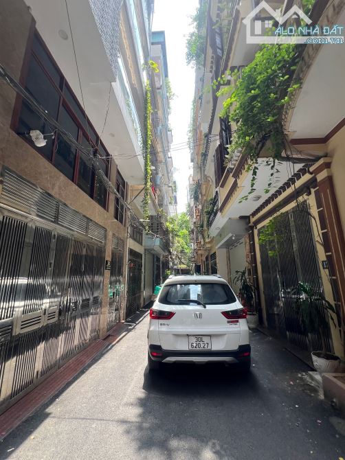 Bán nhà Hoàng Quốc Việt, Phân Lô, Ôtô Ngủ Trong Nhà, MT 4.5M, DT 65M2, Nhỉnh 21 tỷ - 4