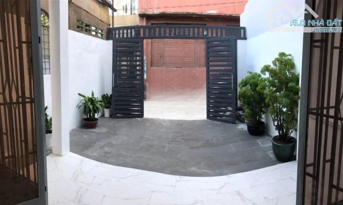 Bán nhà HXH Lũy Bán Bích Tân Phú, ngang 4.9M nở hậu, cách MT 100M, chỉ 8.7 tỷ. - 1