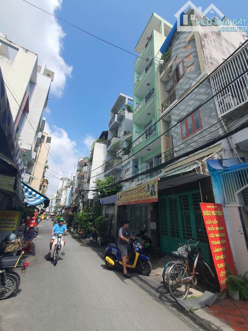 MTKD số 3 Thành Thái P14 Q10 chỉ 10,9 tỷ. DT 3,5x17m. Nhà C4 tiện xây mới, đường nhựa 7m - 1
