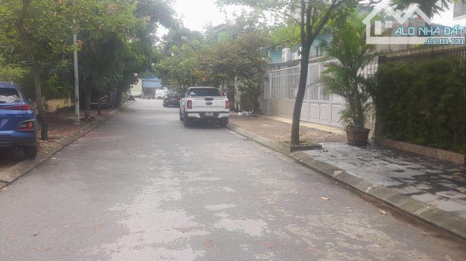 Cửa hàng phố nguyễn mậu tài Trâu quỳ gia lâm.dt 281m2 giá nhỉnh 57 tỷ. - 1