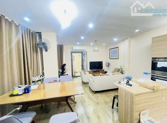 Ngõ to như phố! Nguyễn An Ninh, ô tô tránh, 2 mặt tiền quyền lực, KD đỉnh, siêu vip 41m2