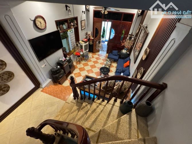 Nhà Tư Đình khu A38 phân lô quân đội 100m2, mt rộng , ô tô tải tránh nhau, full nội thất - 1