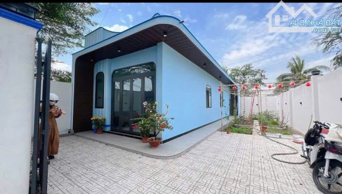 Vợ chồng em chuyển về Phan Thiết định cư luôn nên cần bán gấp căn nhà cấp 4 - 1