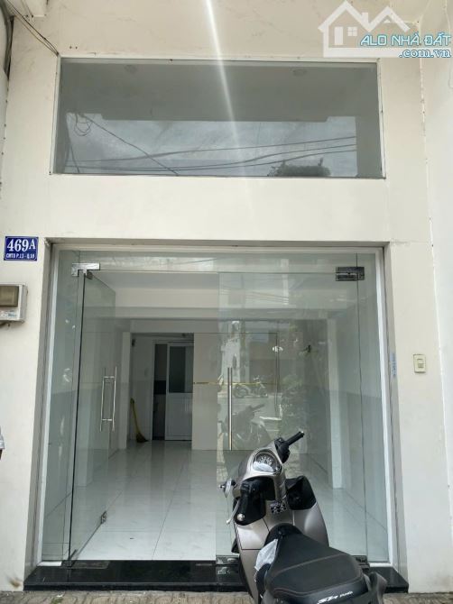 Nhỏ mà có võ bán nhà MT 469A Cách Mạng Tháng 8, P13, Q10 DT 3,5x7m KC 5 tầng giá 11 tỷ - 1