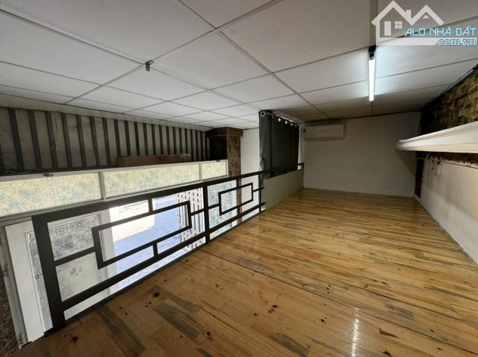 Phòng gác lửng mặt tiền đường 53 Q.Gò Vấp (Đối diện 140 Phạm Văn Chiêu) - 1