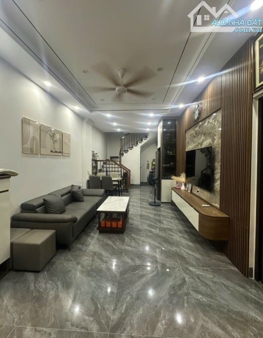 Bán Nhà, hàng xóm Xuân La, Ngoại Giao Đoàn - BTL, 42m², 5 Tầng, 2 Mặt Thoáng – Chỉ Nhỉnh 7 - 1