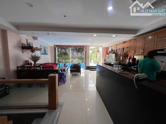 HIẾM! SÁT ROYAL CITY! TÒA NHÀ 8T THANG MÁY 140M2, MT 6.2M, DÒNG TIỀN 302TR/THÁNG - 1
