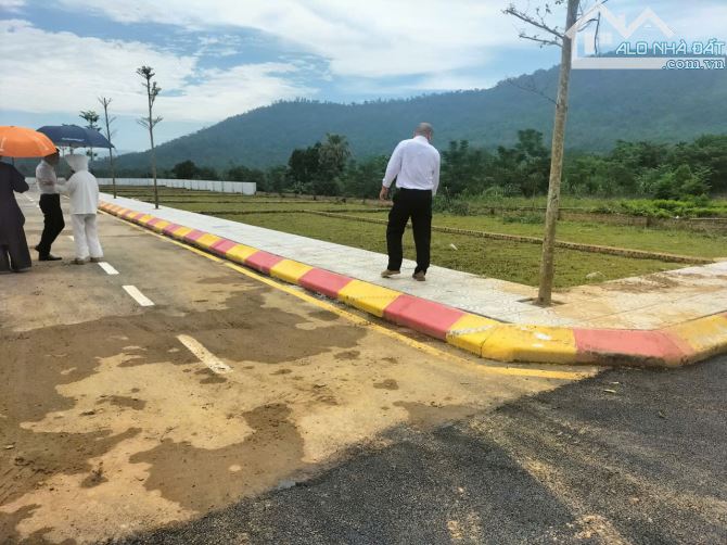 Bán đất trung tâm Phú Cát, Hòa Lạc - Cạnh khu CNC - chỉ nhỉnh 2 tỷ - 1