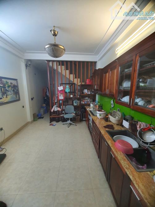 Cho thuê nhà Ngõ 8 Lê Quang Đạo, Phú Đô, Quận Nam Từ Liêm 35m x 5T giá 13 triệu - 1