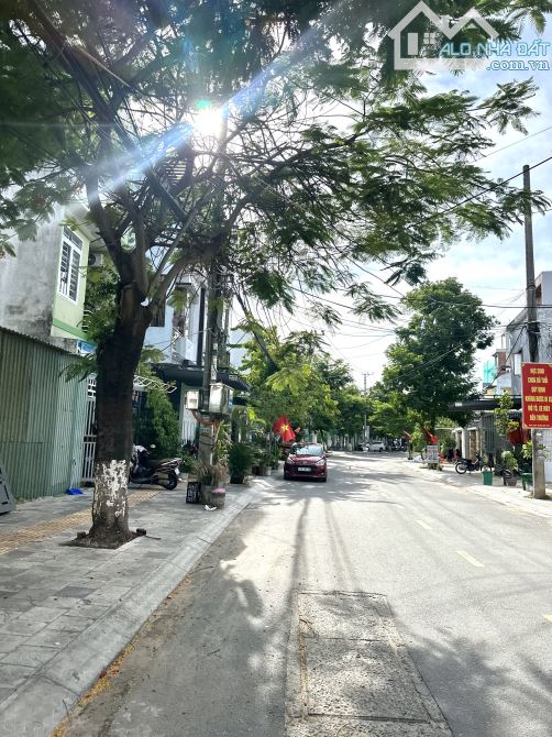 Bán Lô Đất Cực Đẹp !! Mặt Tiền Đường Phan Bá Phiến - Biển Sơn Trà. DT 120m2, Ngang 12M - 1