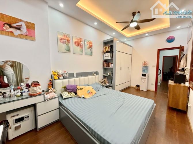MẶT PHỐ ĐỒNG CỔ, TÂY HỒ - 40M2, 5 TẦNG, MT 3.8M - 21.8 TỶ - LÔ GÓC 2 MẶT TIỀN, VỈA HÈ 10M - 1