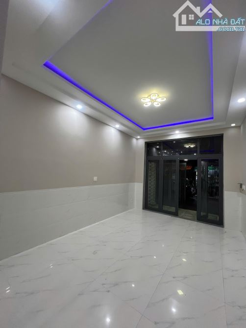 Bán nhà 3 tầng đường Nguyễn Thiện Kế, Sơn Trà gần cầu Rồng - 1