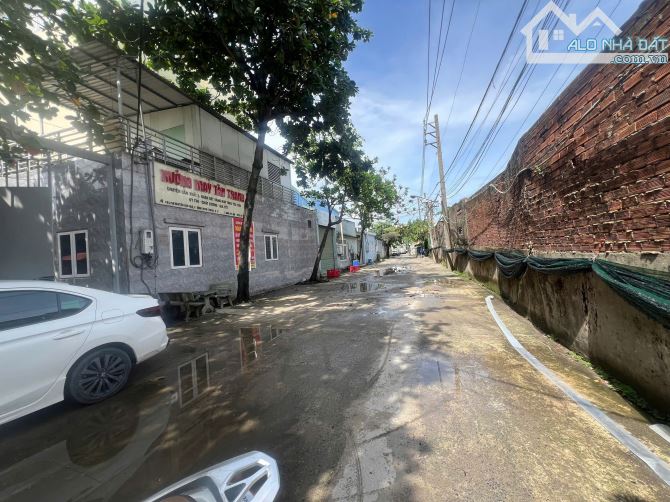 NHÀ XƯỞNG (21.5x28.5) MT HẺM 1/ NGUYỄN VĂN QUÁ, ĐÔNG HƯNG THUẬN, Q12 - 1