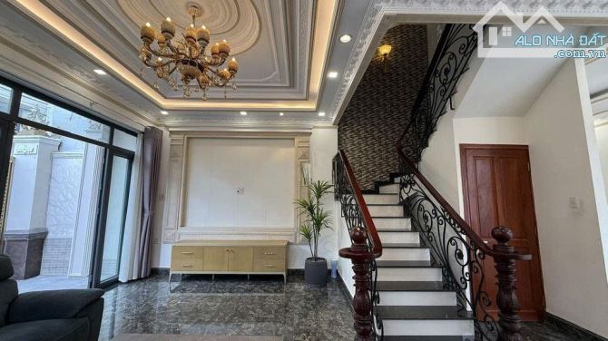 cho thuê biệt thự đường Lê Thị Chợ 7x11 - 3 lầu giá 28 tr/ tháng - 1