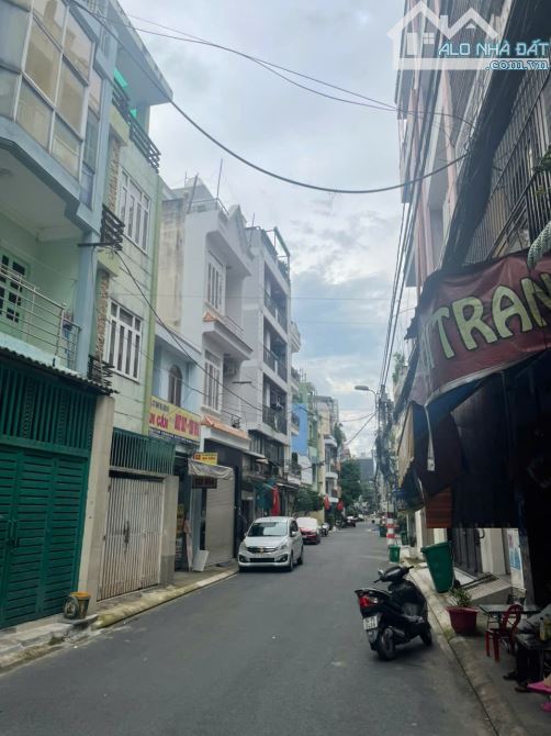 Siêu vị trí Đào Duy Anh, P9 Phú Nhuận – 8.5x16m – 3 tầng – giá 18.5 tỷ TL - 1