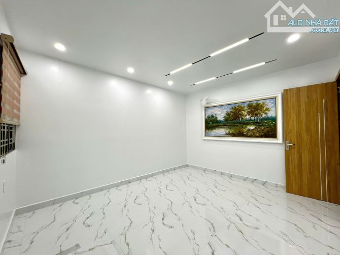 🏰 SIÊU PHẨM NHÀ ĐẸP HỒ SEN – CĂN NHÀ ĐÁNG SỞ HỮU NHẤT KHU VỰC! 🏰 ✨ Diện tích: 52m²t - 1