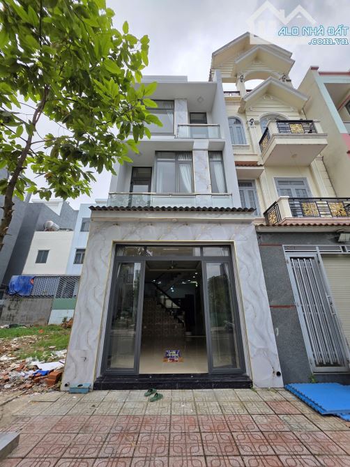 5,8Tỷ TL🔥Bán nhà 1 Trệt 2 Lầu Kinh Doanh gần làng đại học, p.Bình An, Tp.Dĩ An - 1