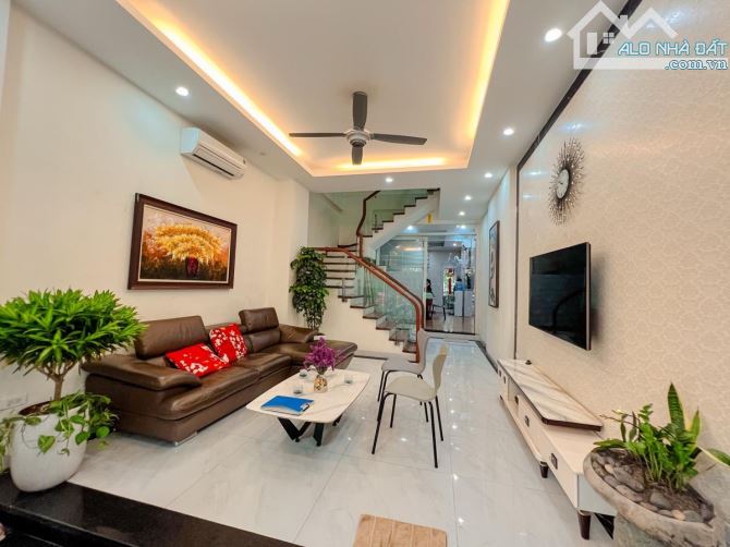 BÁN NHÀ MẶT PHỐ BÙI XƯƠNG TRẠCH, VIEW HỒ, 2 THOÁNG , KINH DOANH ĐỈNH, GIÁ 22,98 TỶ - 1