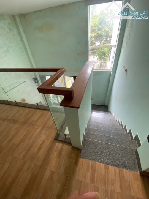 Bán nhà 2 tầng đường 10.5m Trần Văn Trà, trục kinh doanh - gần chợ Hoà Xuân - Giá 6.3 tỉ - 1