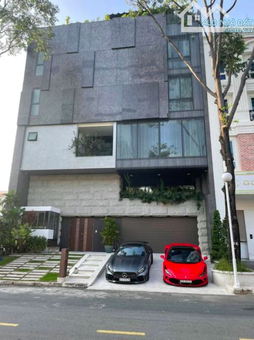 BÁN NHÀ MẶT TIỀN SƯ VẠN HẠNH , P12 , Q10. DT : 15x18m , TRỆT 5 TẦNG , GIÁ BÁN 99 ty Tl - 1