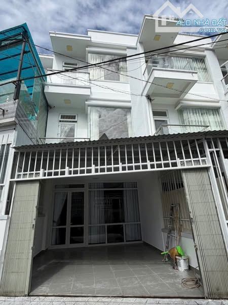 CẦN BÁN CĂN NHÀ ĐƯỜNG OTO (ĐẬU SÂN) P.XUÂN HƯƠNG( P4 CŨ) TP ĐÀ LẠT - Giá :6.4 Tỉ - 1