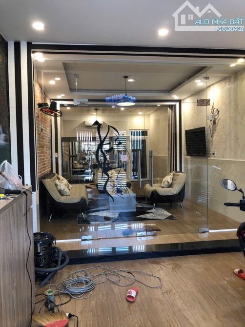 Nhà MT đường số 4, Phước Bình, Q9 DT: 4x22m Giá: 10,95 tỷ ( thương lượng ) - 1