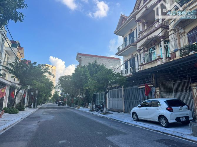 Bán đất trung tâm Liên Bảo đường Đoàn Thị Điểm, Vĩnh Yên - 1