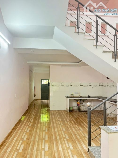 Bán nhà 2 tầng đường Liêm Lạc 16 - Hoà Xuân giá tốt - 1